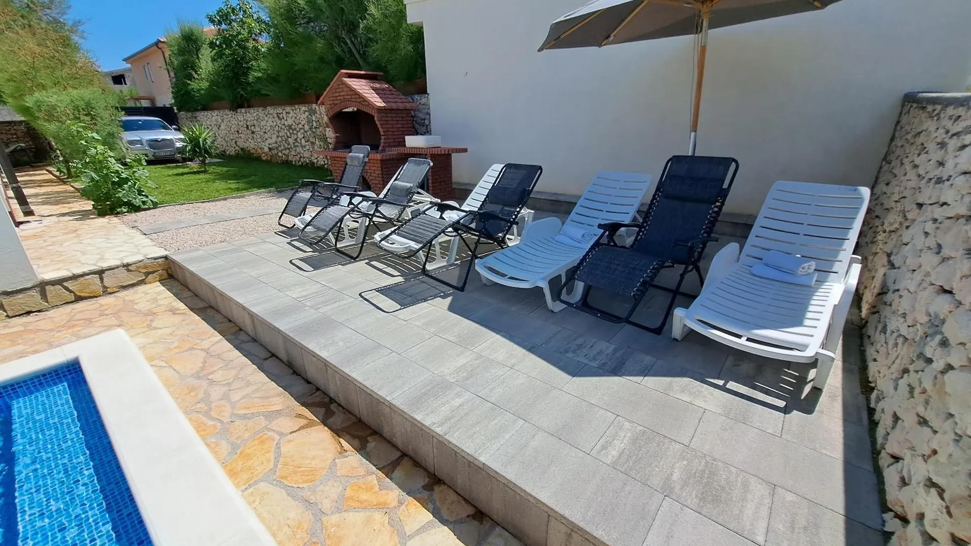 Villa Opera Razanac Croatia